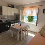 In With Seaview, Terrace, Wifi Appartement Sevid
